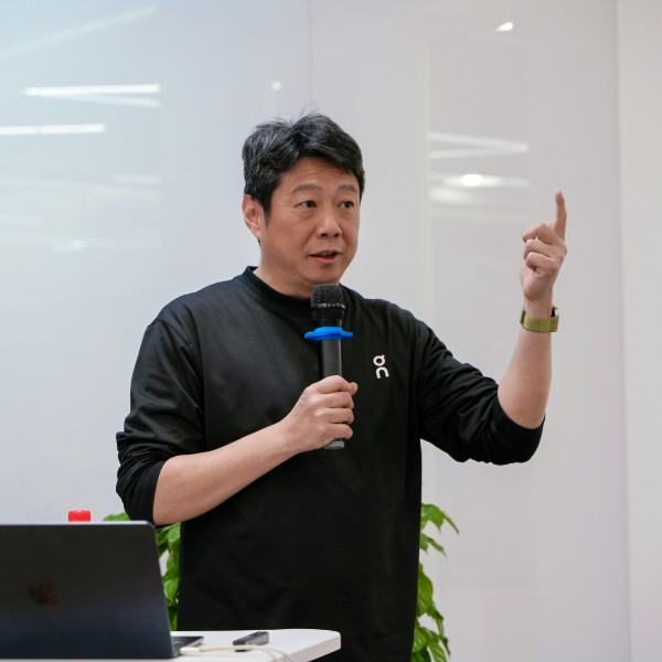 郭宇 头像